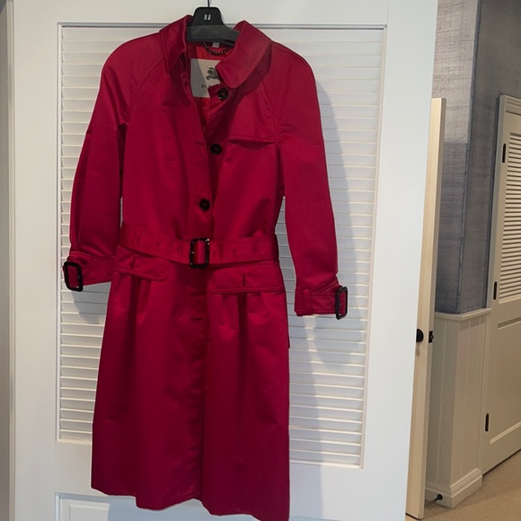 Vintage red satin Burberry jacket size US 10 - Picture 3 of 17